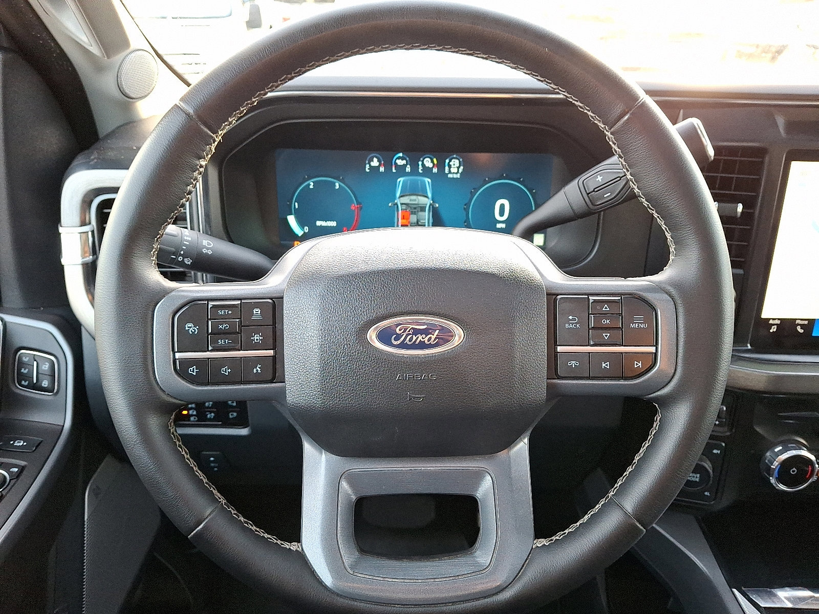 Certified 2025 Ford F350 Lariat w/ Lariat Ultimate Package image 20