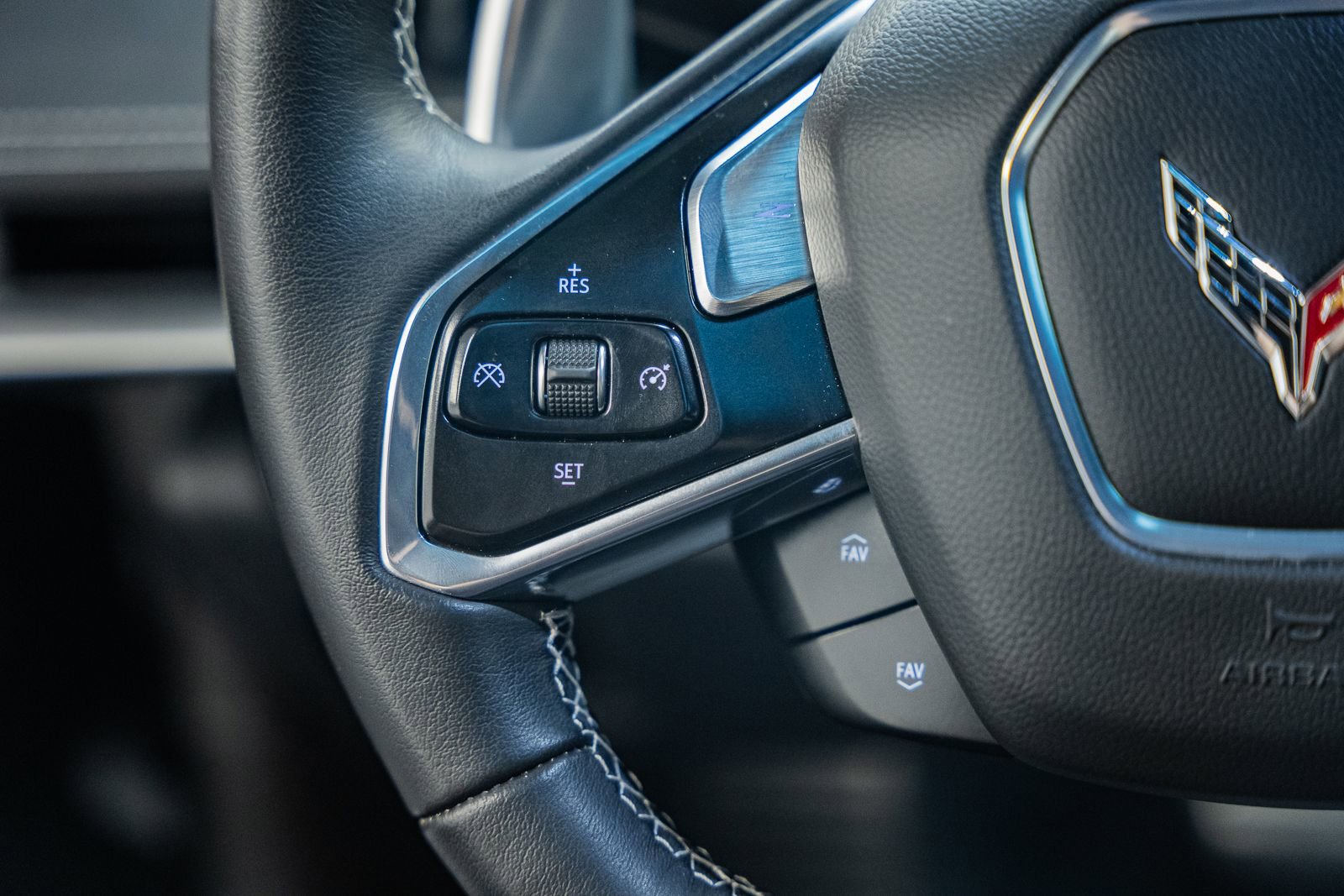 Used 2022 Chevrolet Corvette Stingray Coupe w/ 1LT image 34