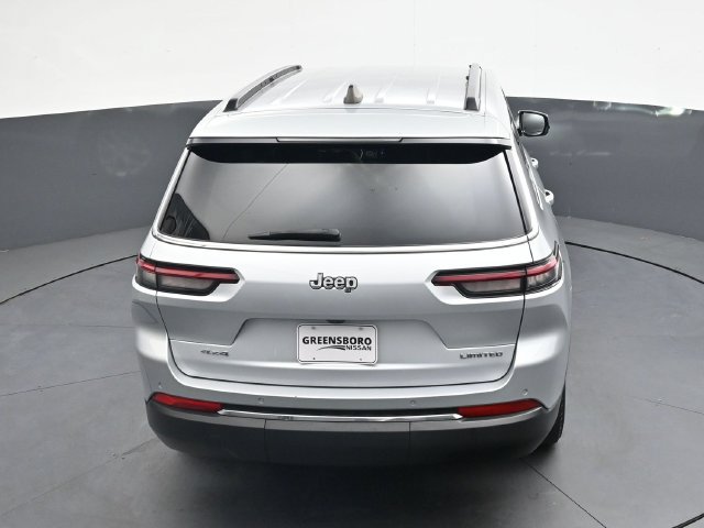 Used 2023 Jeep Grand Cherokee L Limited AWD/4WD image 36