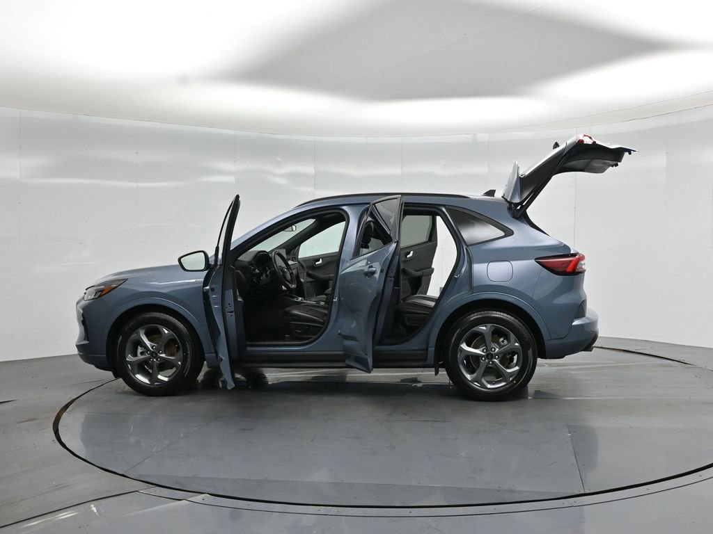 Certified 2023 Ford Escape ST-Line w/ Tech Pack #1 image 58