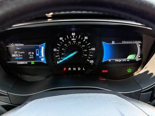 Certified 2018 Ford Fusion SE w/ Equipment Group 601A FWD image 6
