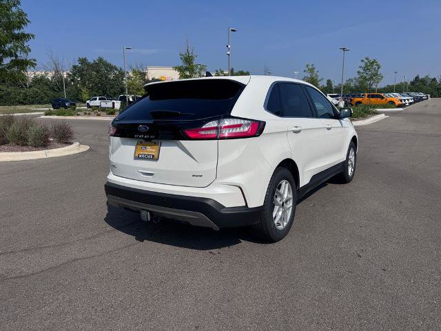 Certified 2024 Ford Edge SEL w/ Convenience Package AWD/4WD image 4
