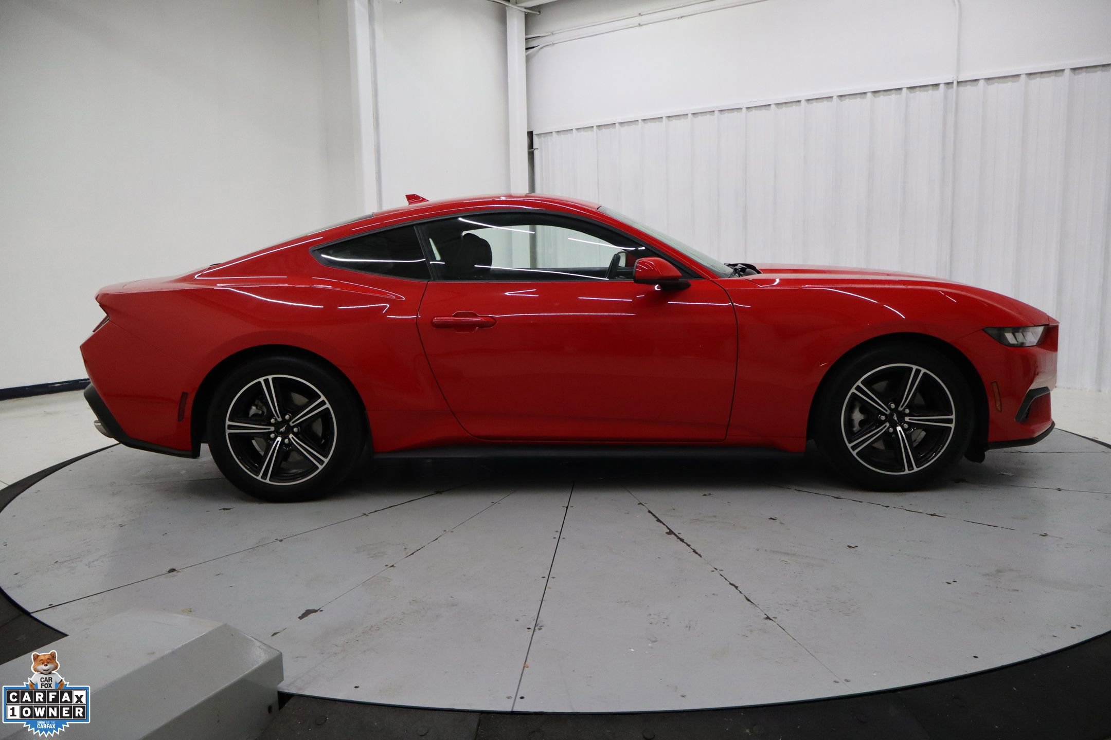 Certified 2024 Ford Mustang Coupe image 2