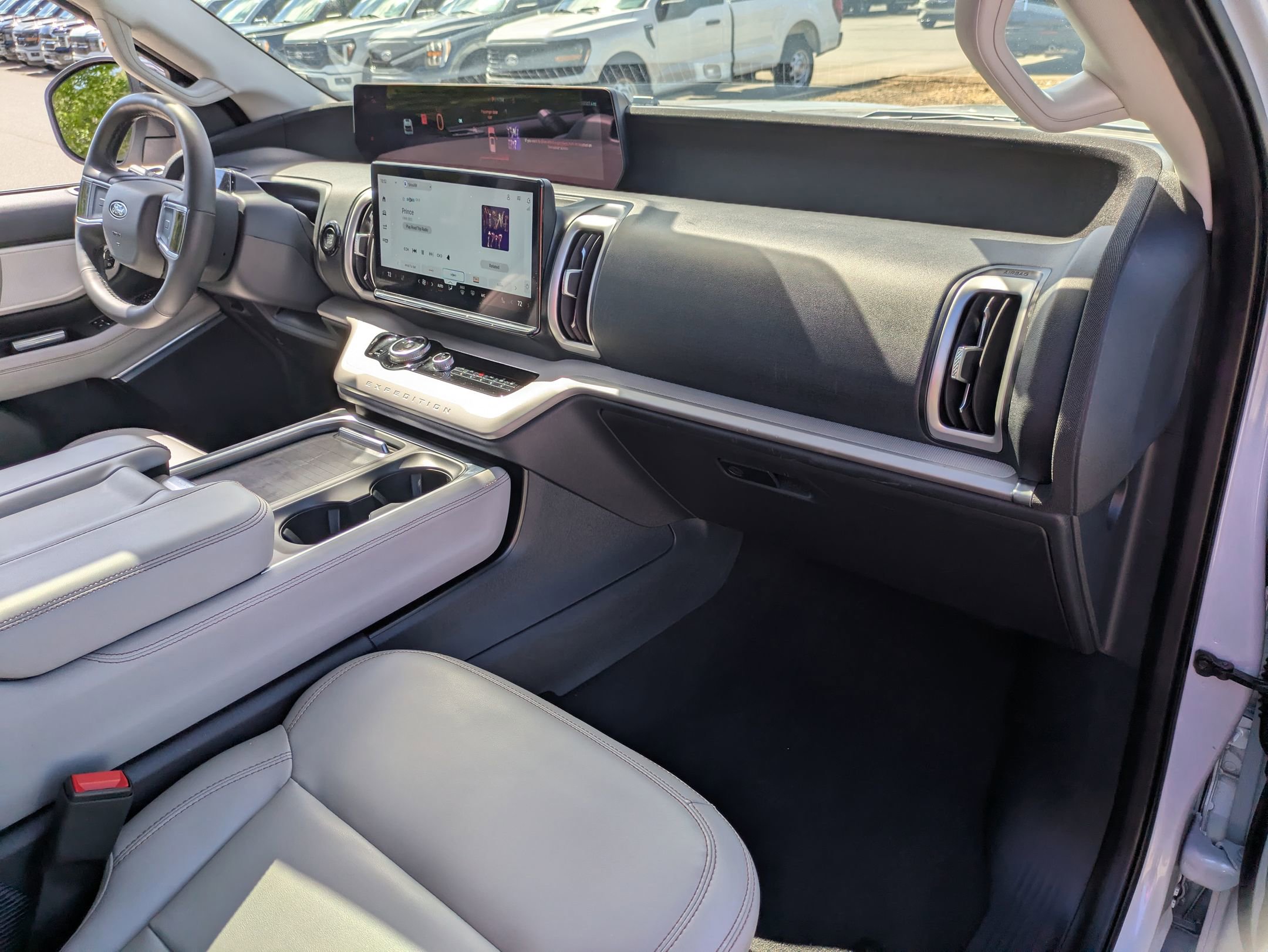 Certified 2025 Ford Expedition Active RWD image 38