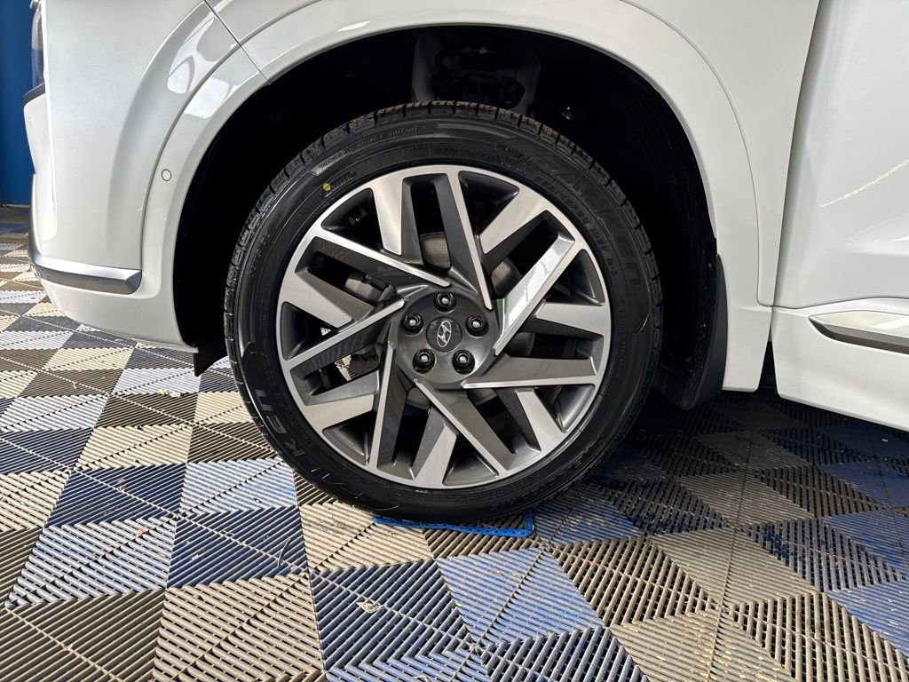 Used 2022 Hyundai Santa Fe Calligraphy image 33
