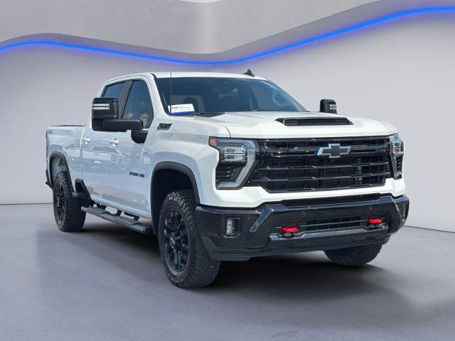 Used 2025 Chevrolet Silverado 2500 LT w/ Trail Boss Package AWD/4WD image 5