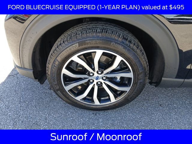 Certified 2025 Ford Explorer ST-Line AWD/4WD image 4