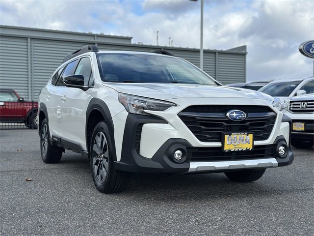 Used 2023 Subaru Outback Limited image 8