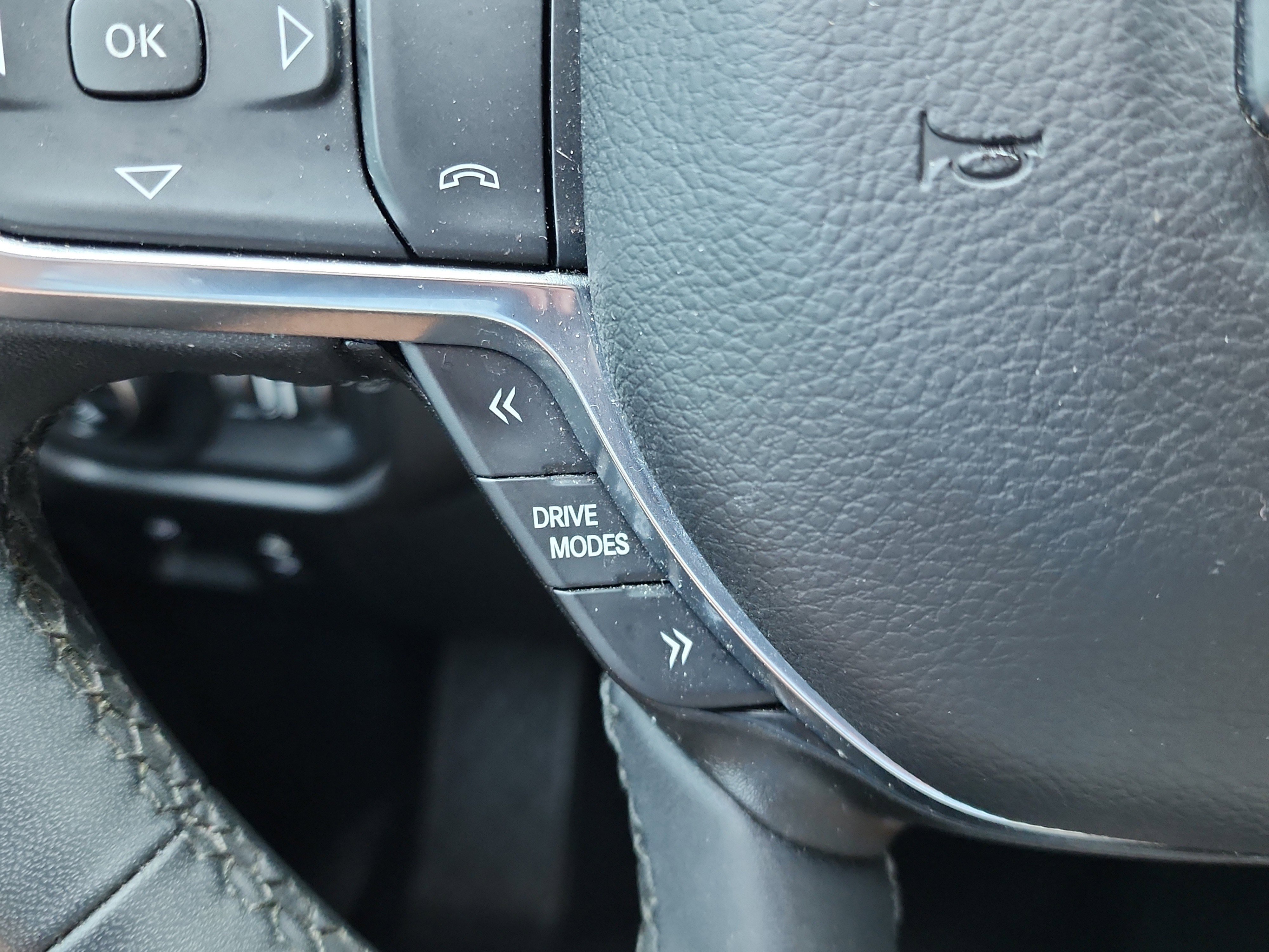 Used 2025 RAM 1500 Laramie image 21