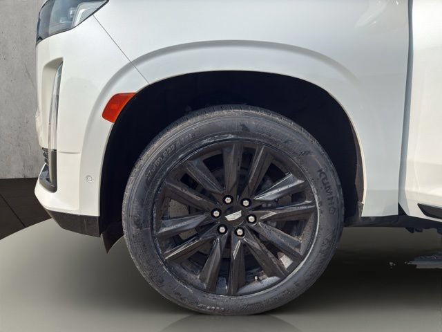 Used 2022 Cadillac Escalade Sport Platinum AWD/4WD image 17