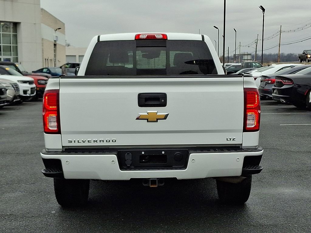 Used 2017 Chevrolet Silverado 1500 LTZ Z71 w/ LTZ Plus Package image 5