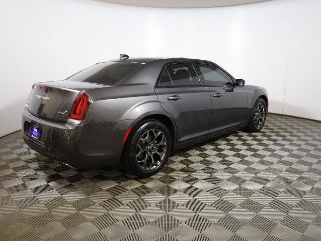 Used 2018 Chrysler 300 S w/ 300S Premium Group image 5