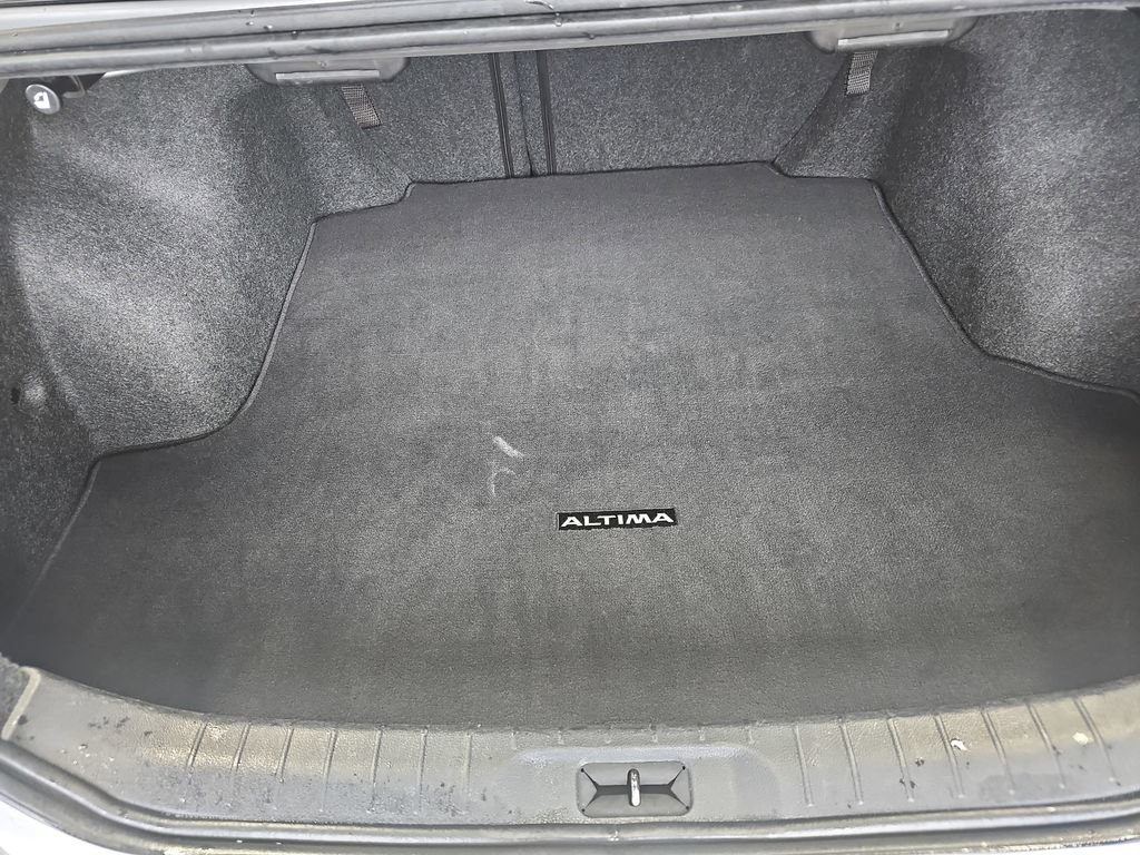 Used 2023 Nissan Altima 2.5 SL FWD image 12