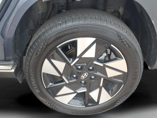 Used 2025 Hyundai Kona SEL AWD/4WD image 14