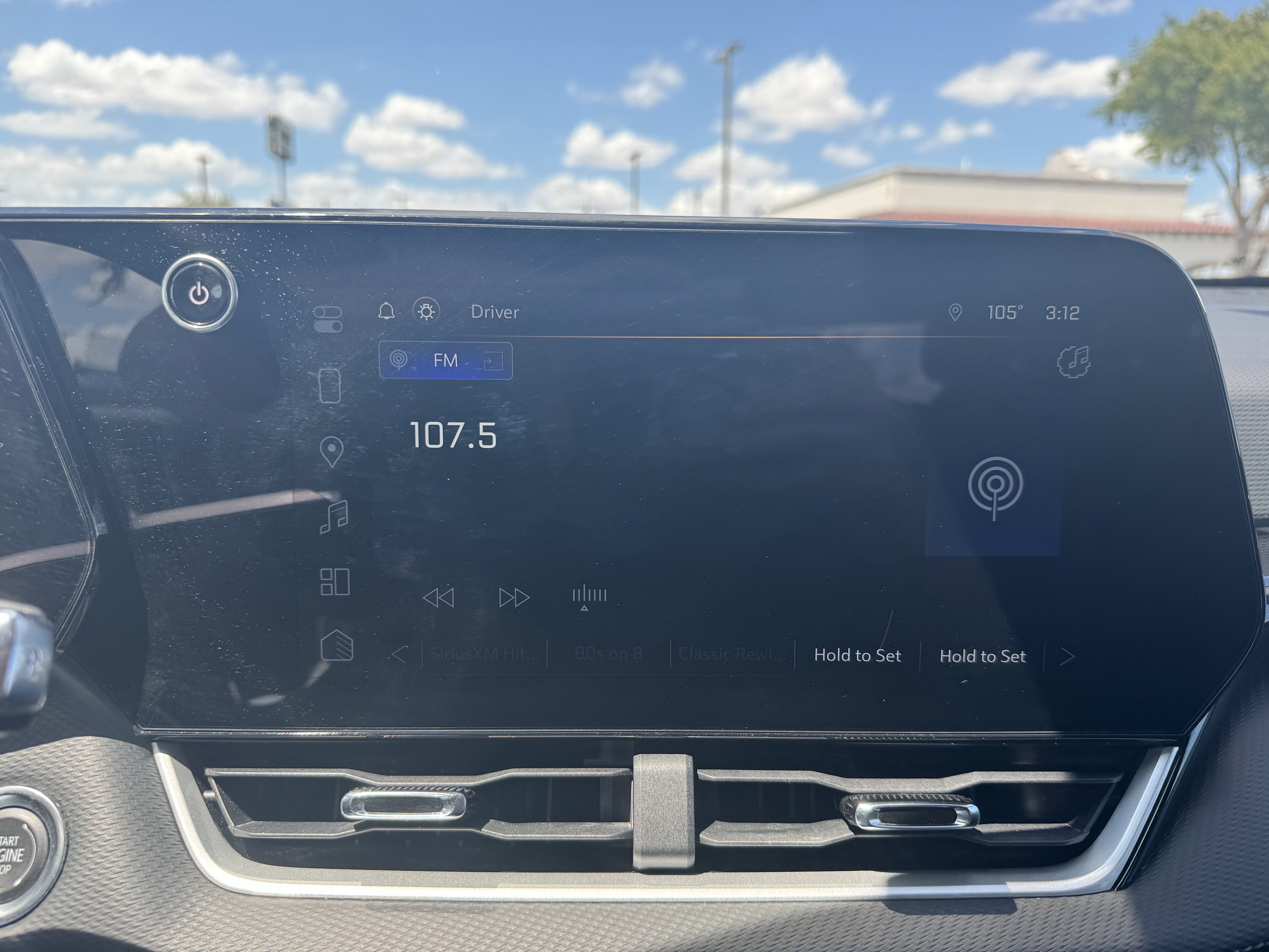 Used 2025 Chevrolet Equinox LT w/ Midnight Edition FWD image 13