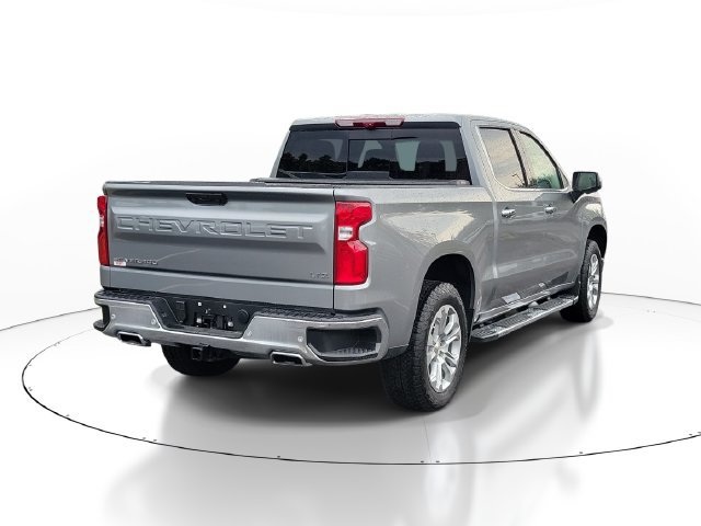 Used 2025 Chevrolet Silverado 1500 LTZ AWD/4WD image 3