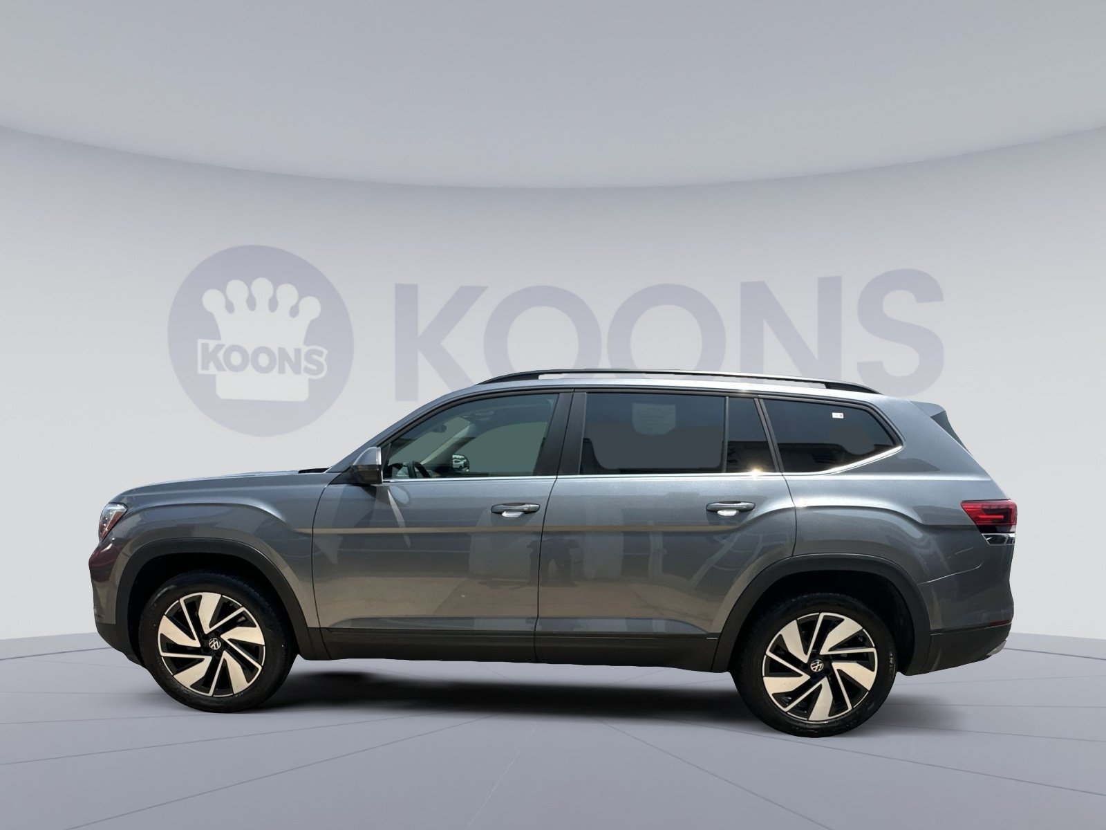 Used 2025 Volkswagen Atlas SE AWD/4WD image 7