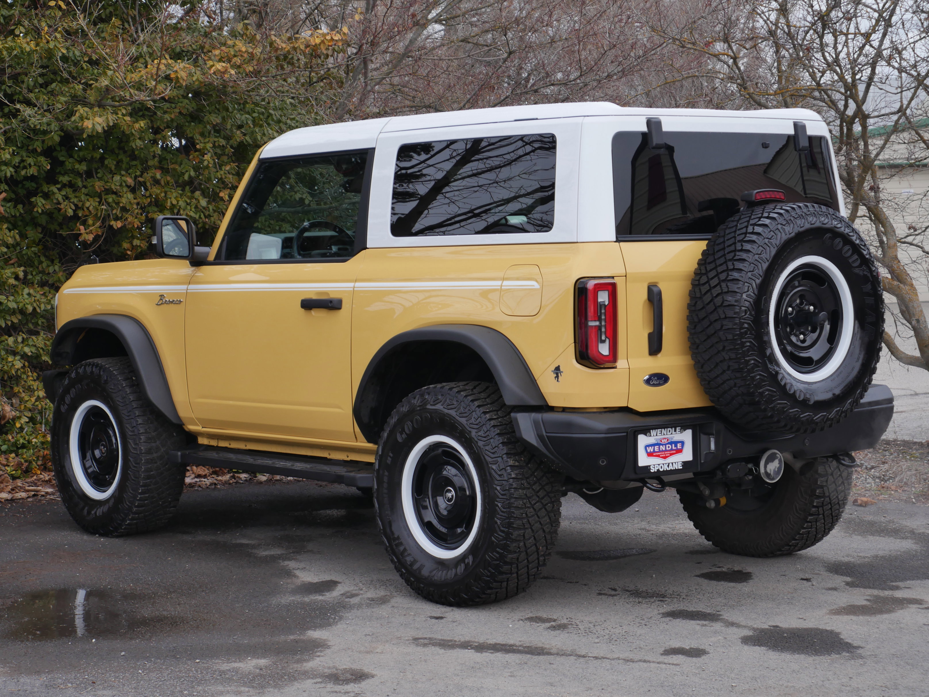 Certified 2024 Ford Bronco Heritage Edition image 4