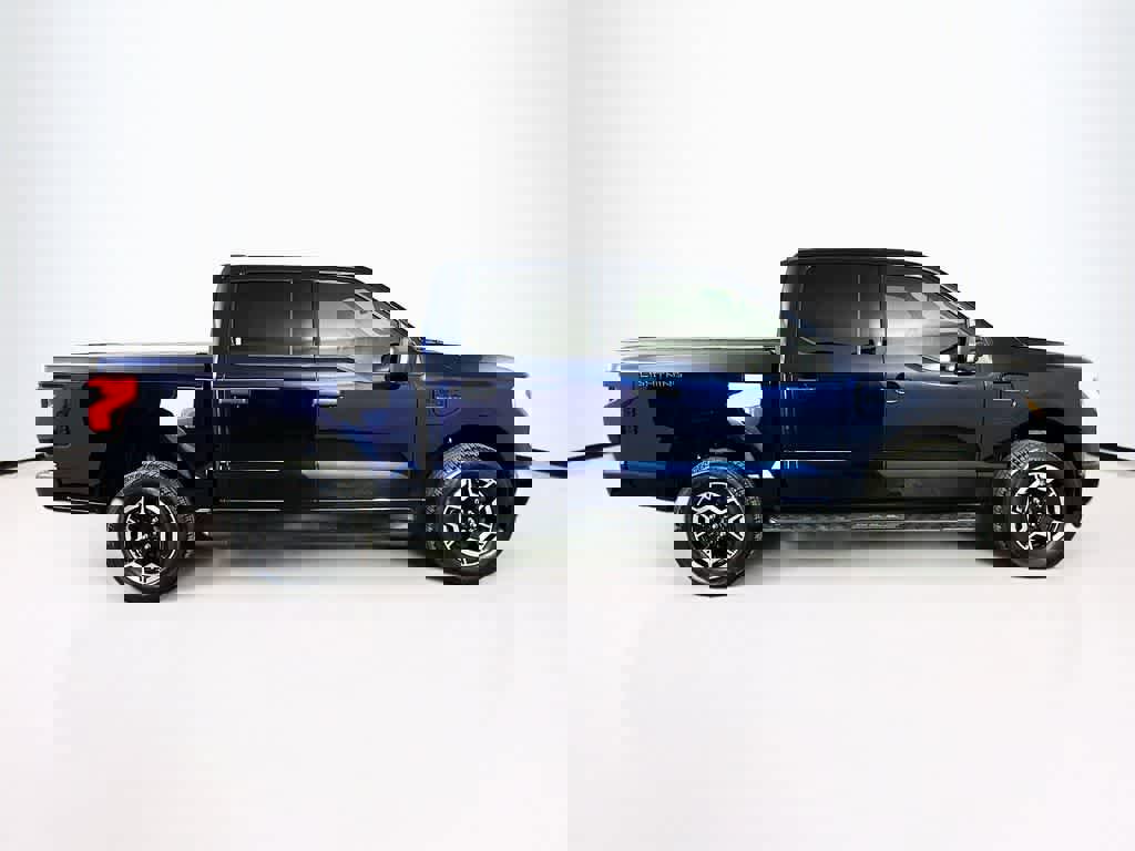 Certified 2023 Ford F150 Lightning XLT image 26