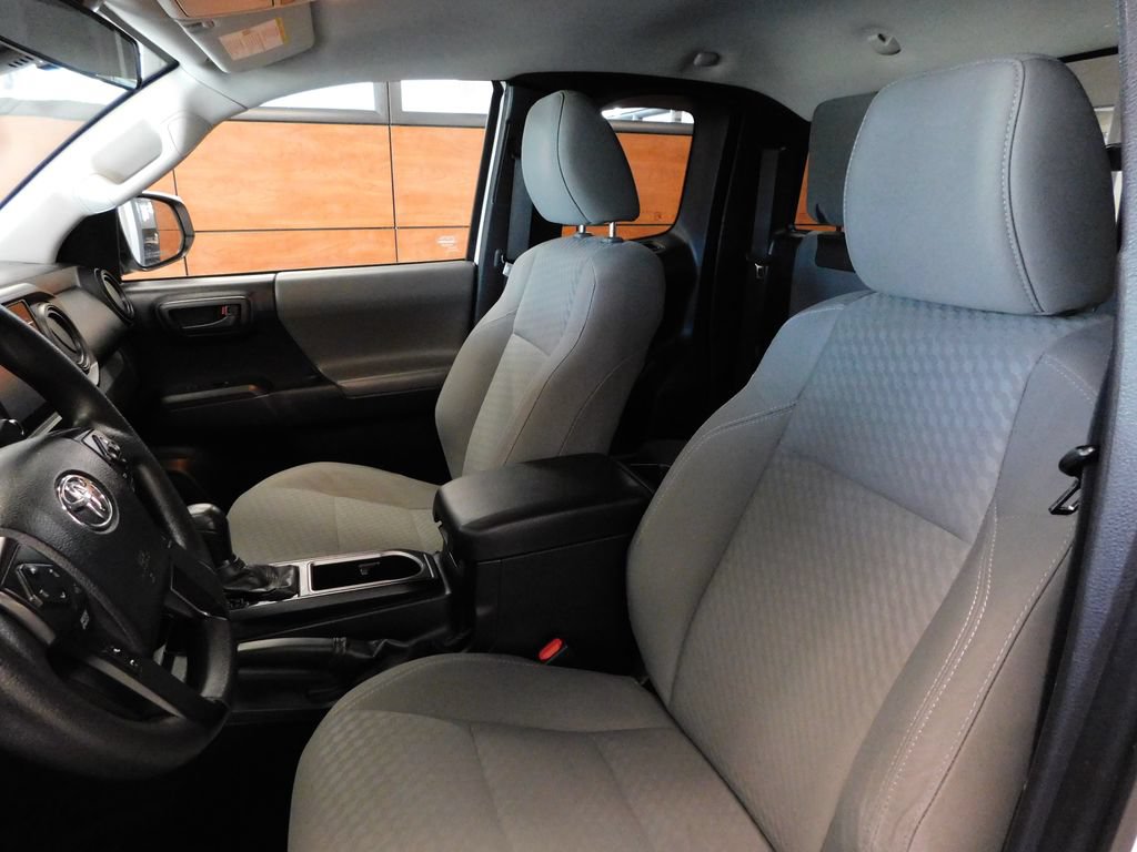 Used 2020 Toyota Tacoma SR w/ SR Convenience Package AWD/4WD image 16