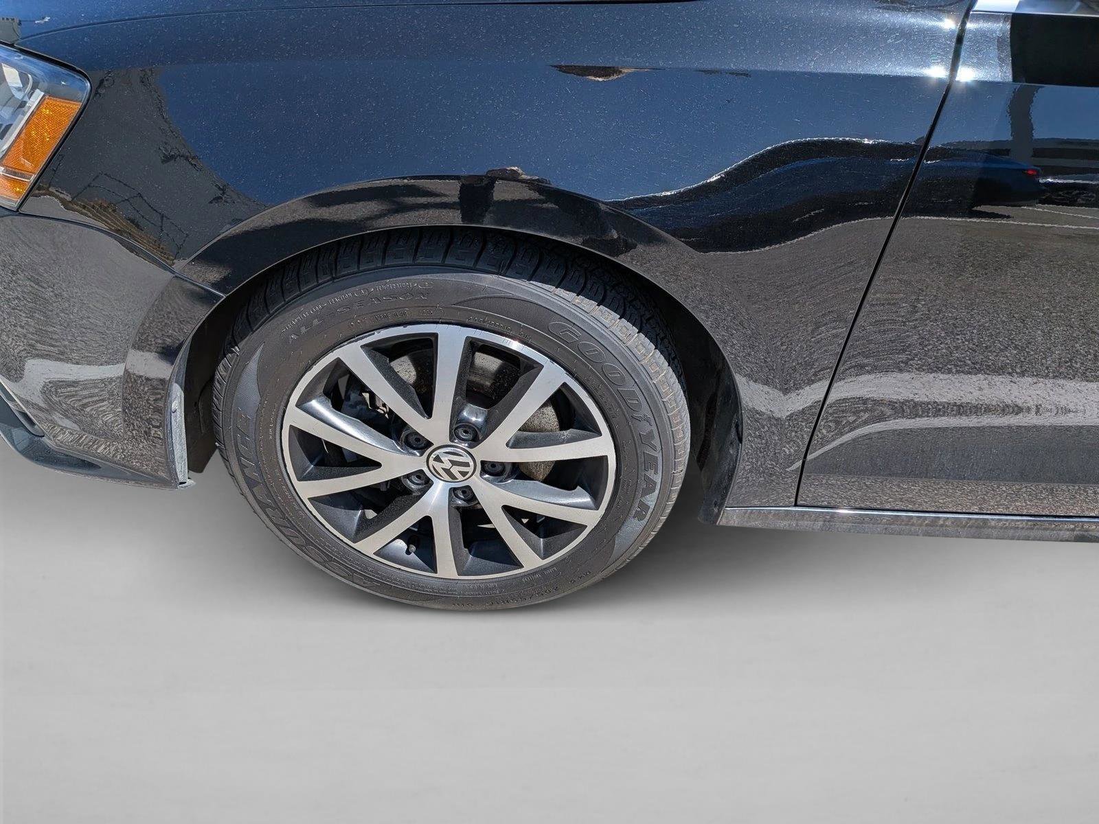 Used 2017 Volkswagen Jetta SE FWD image 9