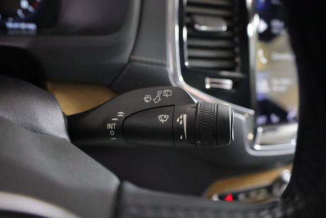 Used 2020 Volvo XC90 T6 Inscription AWD/4WD image 18