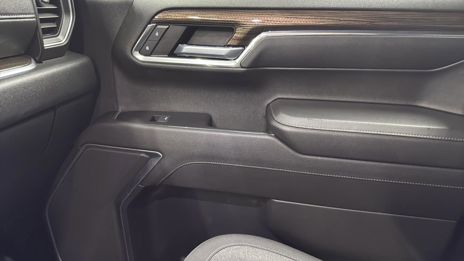 Used 2022 Chevrolet Silverado 1500 LT Trail Boss image 24