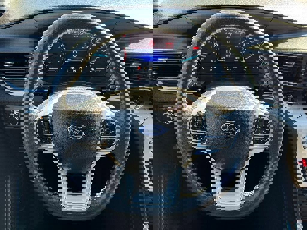 Certified 2022 Ford Explorer XLT w/ Equipment Group 202A image 13