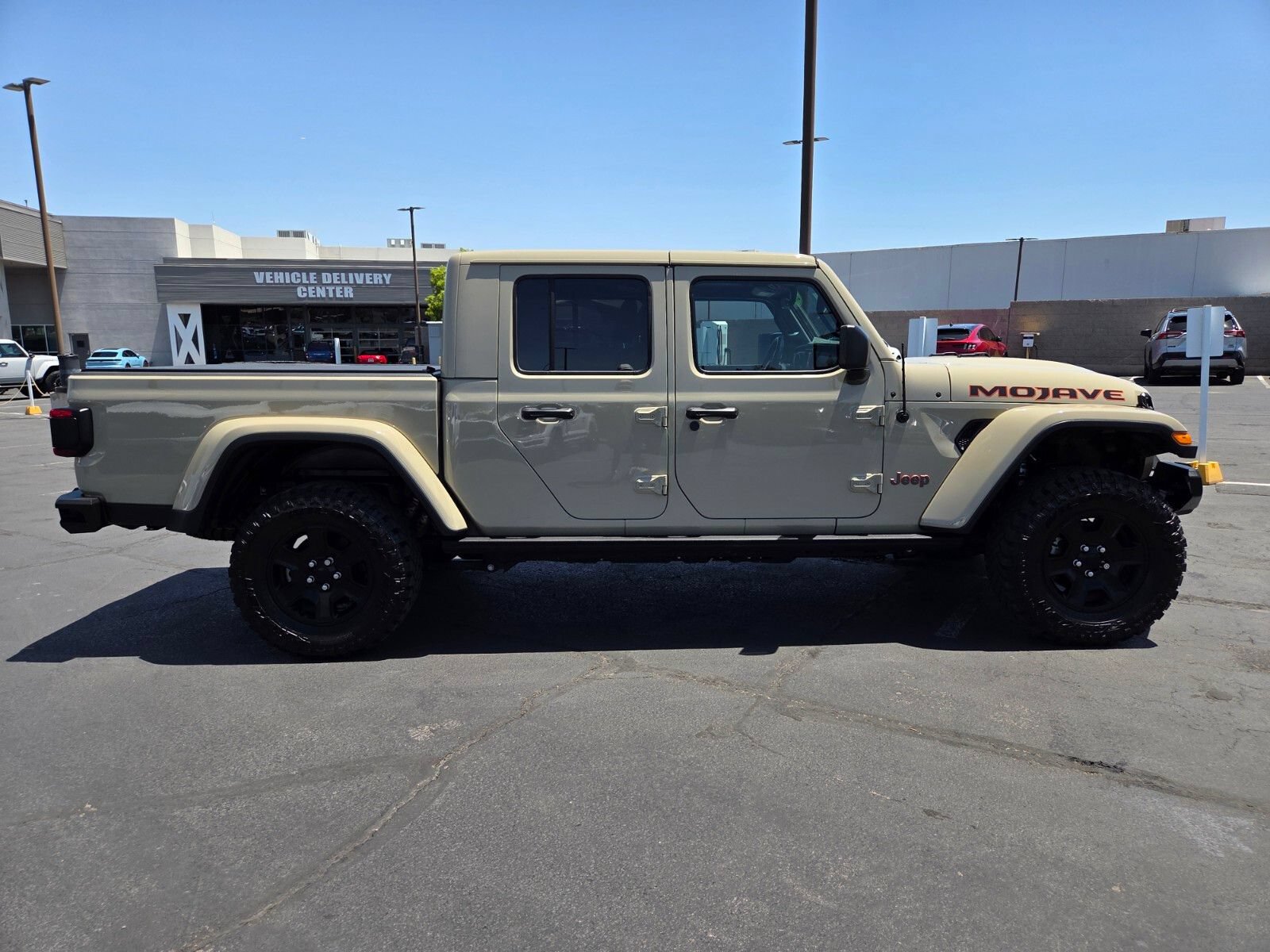 Used 2020 Jeep Gladiator Mojave AWD/4WD image 7