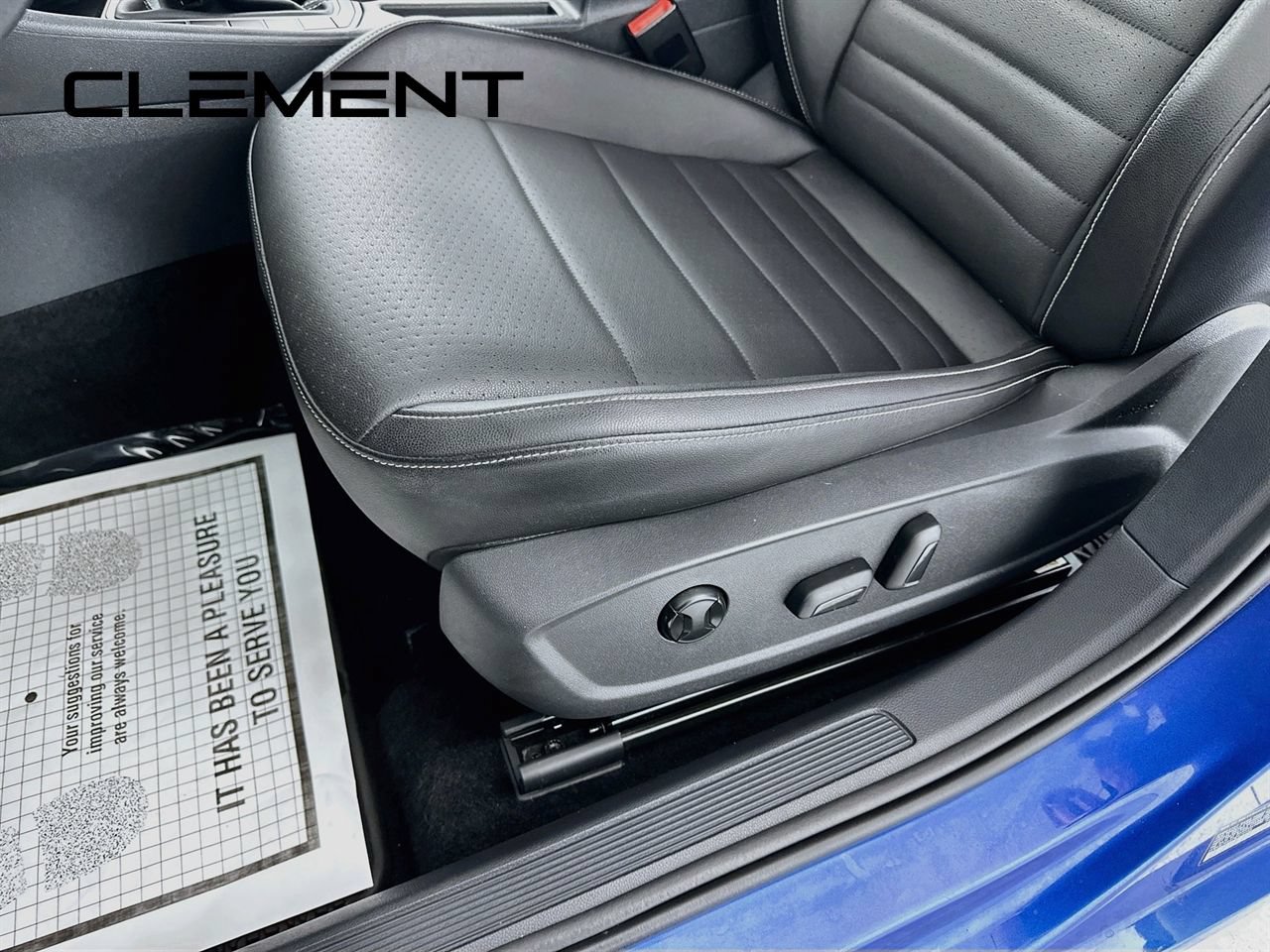 Used 2023 Volkswagen Jetta SE FWD image 27