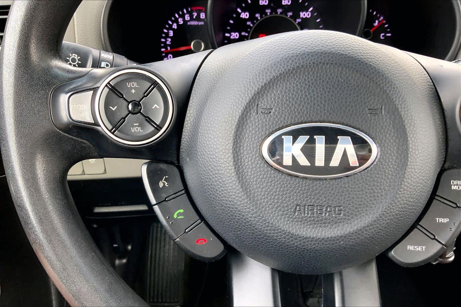 Used 2017 Kia Soul w/ Convenience Package FWD image 24