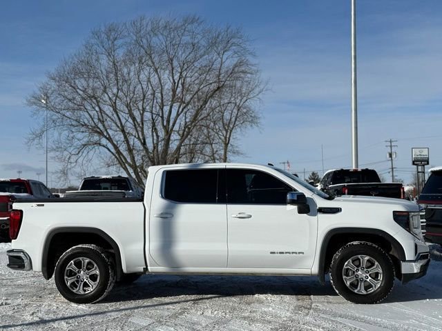 Used 2023 GMC Sierra 1500 SLE w/ X31 Off-Road Package image 12