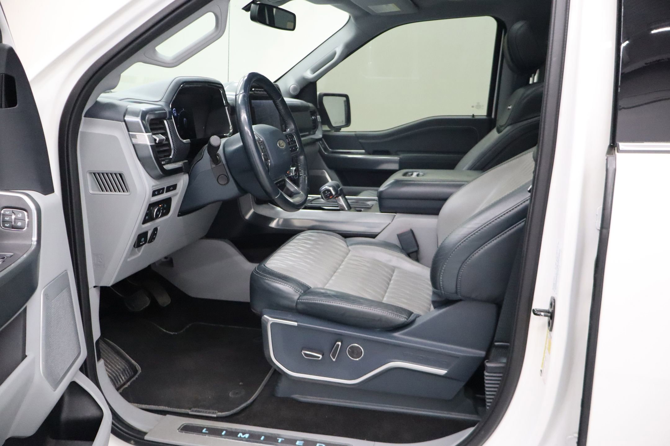 Certified 2021 Ford F150 Limited AWD/4WD image 26