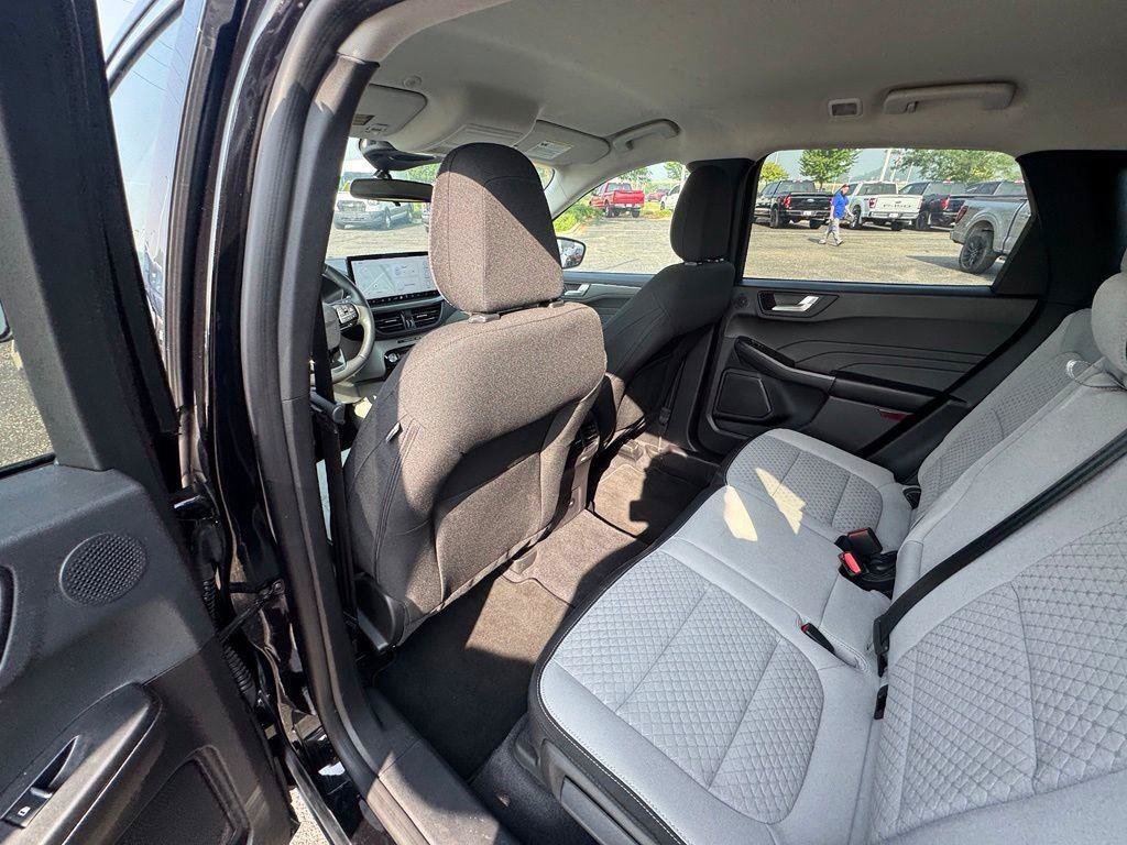 Certified 2023 Ford Escape Active w/ Tech Pack #2 AWD/4WD image 10