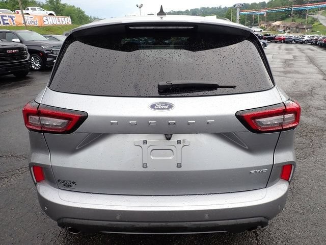 Certified 2023 Ford Escape ST-Line Select w/ Tech Pack #1 AWD/4WD image 5