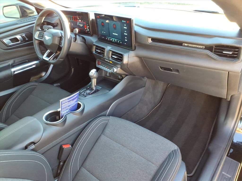 Certified 2025 Ford Mustang GT image 9