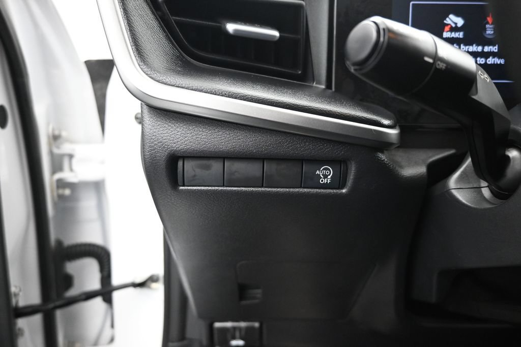 Used 2025 Nissan Kicks S FWD image 12