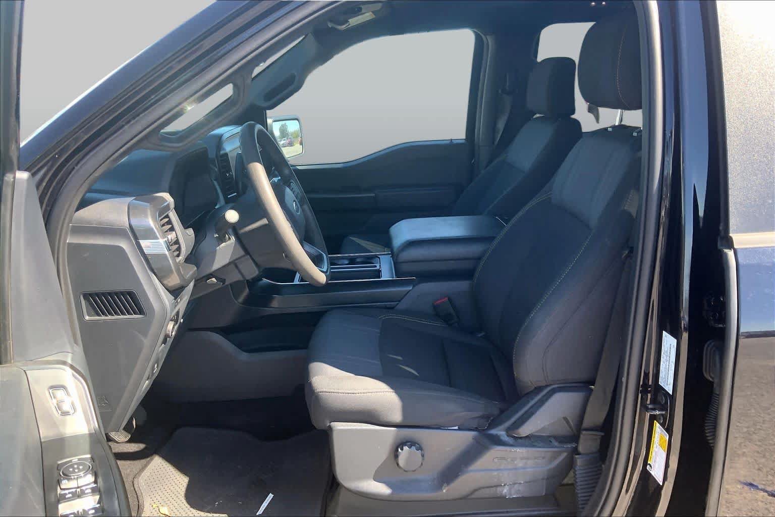 Certified 2025 Ford F150 STX w/ Equipment Group 200A RWD image 8