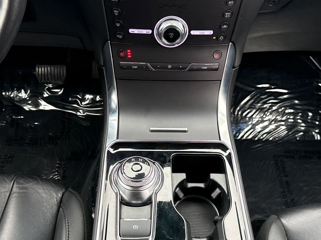 Certified 2020 Ford Edge Titanium w/ Class II Trailer Tow Package image 12