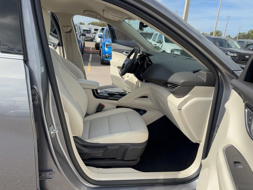 Used 2022 Buick Envision Preferred image 13