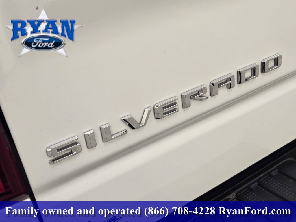 Used 2024 Chevrolet Silverado 1500 High Country w/ Technology Package image 8