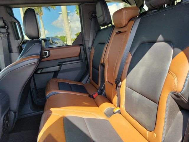 Certified 2024 Ford Bronco Outer Banks AWD/4WD image 16