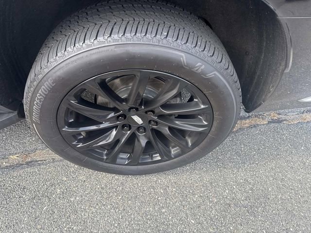 Used 2021 Cadillac Escalade Premium Luxury image 13