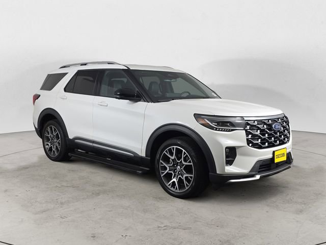 Certified 2025 Ford Explorer Platinum w/ Ultimate Package AWD/4WD image 7