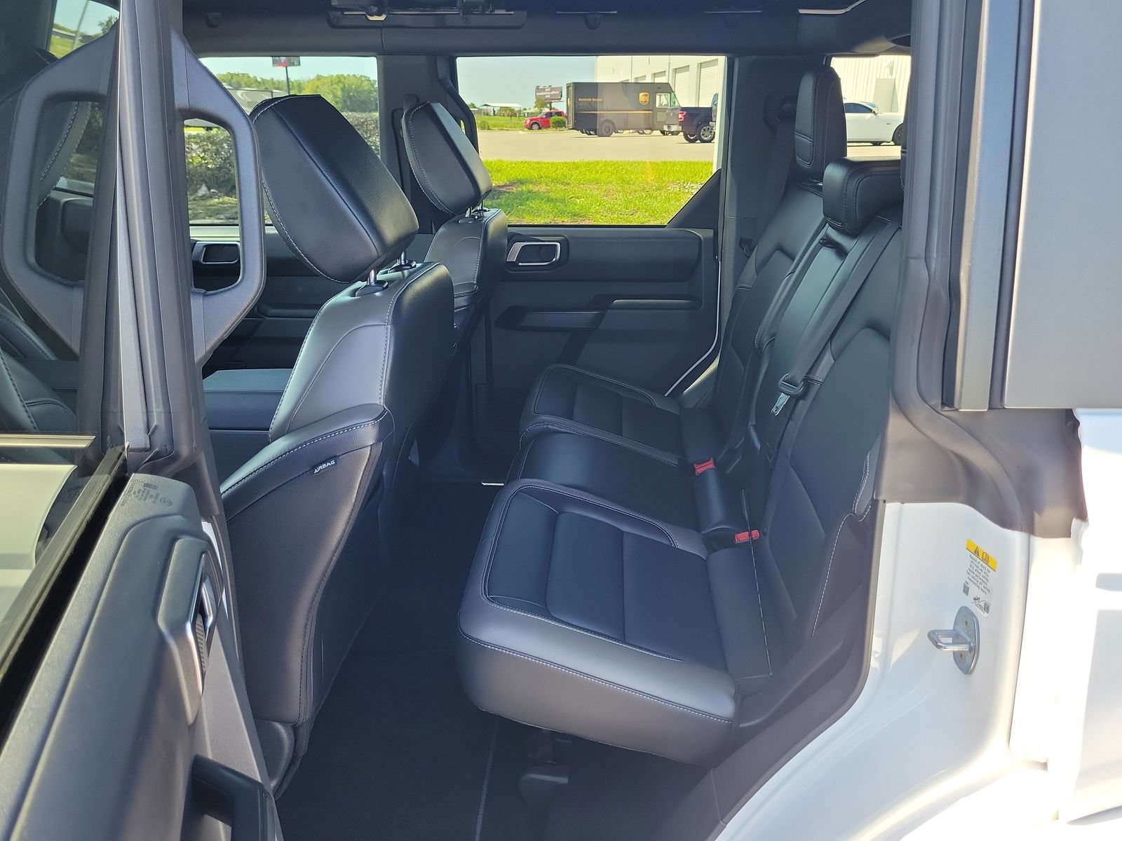 Certified 2025 Ford Bronco Outer Banks AWD/4WD image 10
