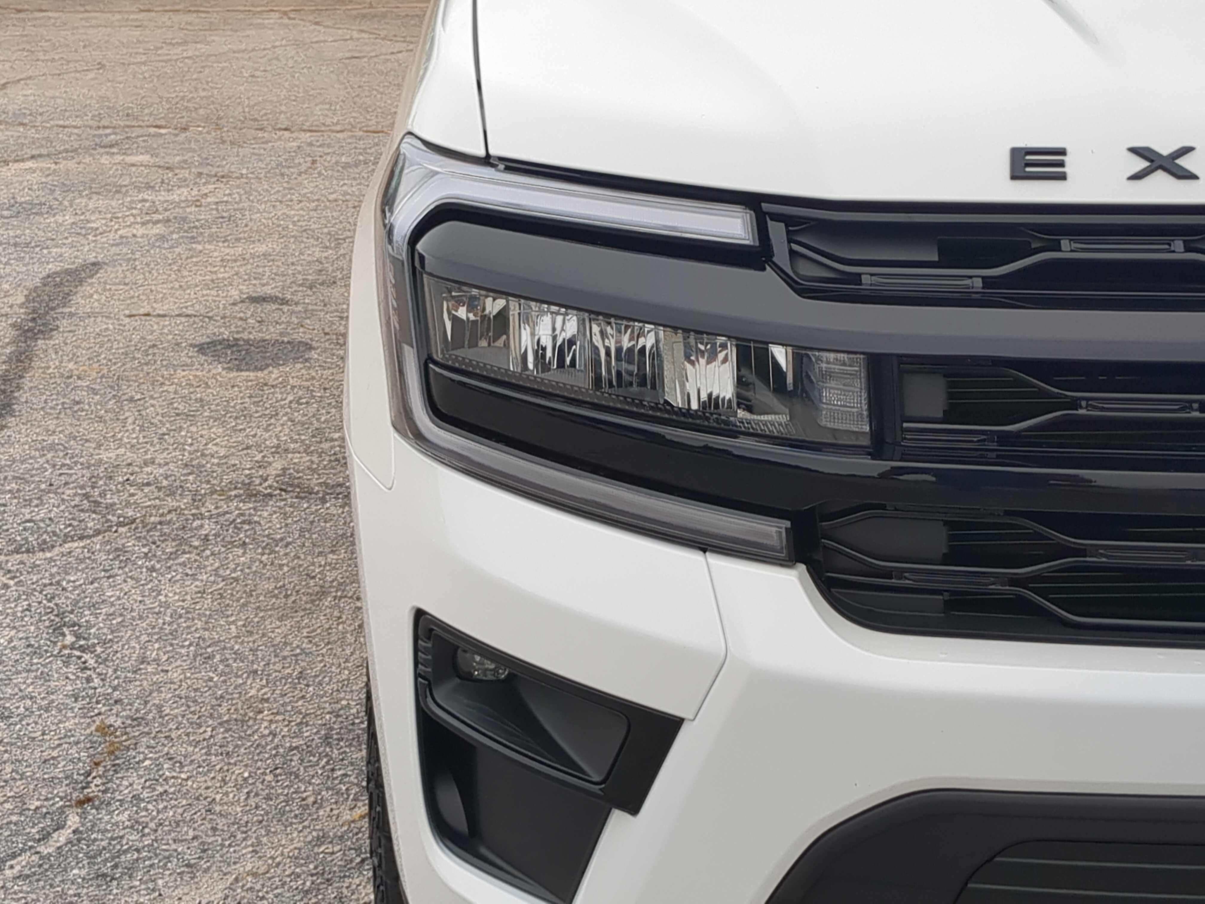 Certified 2022 Ford Expedition Limited AWD/4WD image 8
