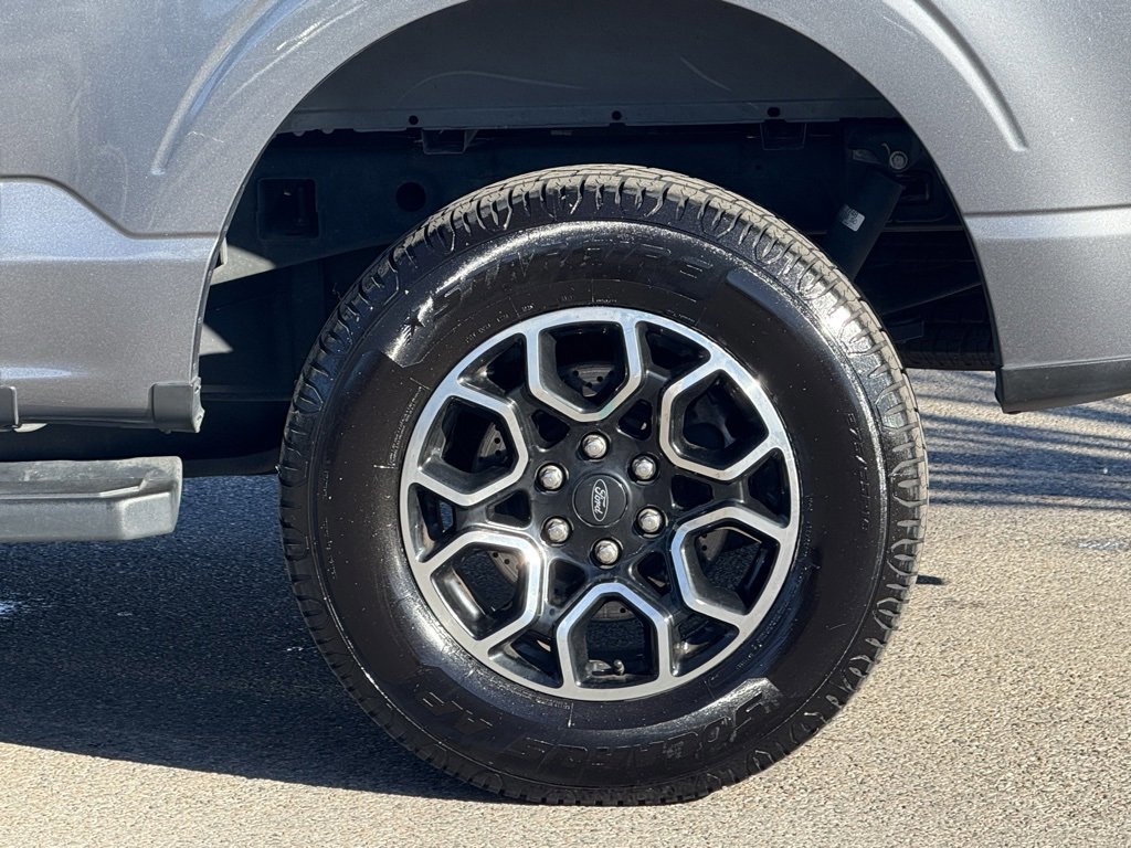 Certified 2022 Ford F150 XLT w/ Equipment Group 302A High image 10