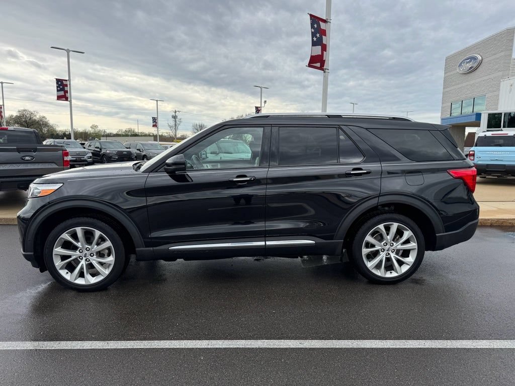 Certified 2022 Ford Explorer Platinum w/ Equipment Group 601A AWD/4WD image 5