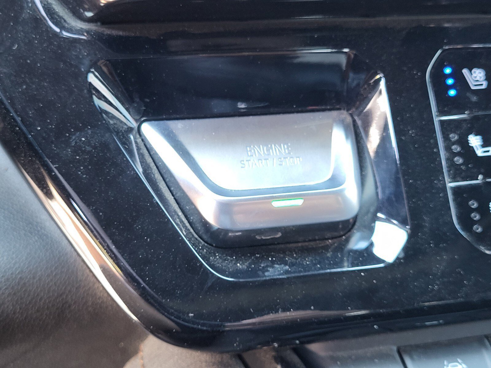 Used 2023 GMC Sierra 1500 AT4 w/ AT4 Premium Package image 25