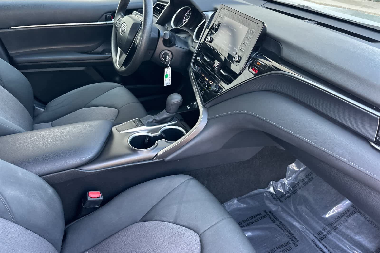 Used 2024 Toyota Camry LE FWD image 16